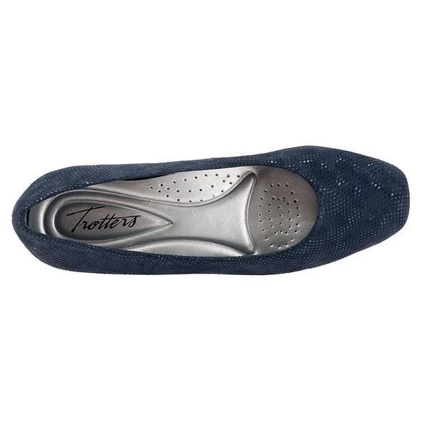 Trotters Lauren Navy 3D Patent Suede (Women's) 7 Trotters Lauren Navy 3D Patent Suede (Women's) - Image 5